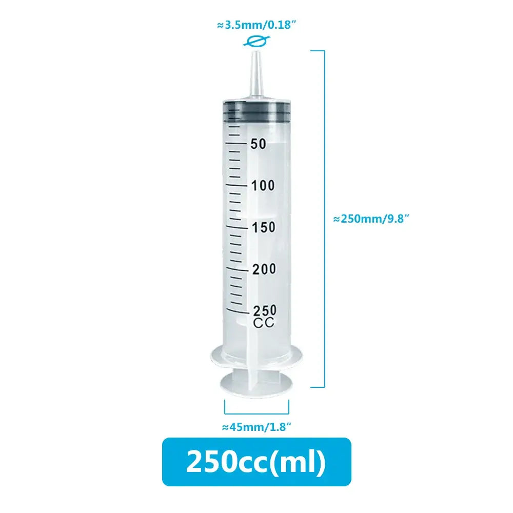 Multifunction syringe 250cc for pet care, measuring in ml with clear markings for accurate dosing. Ideal for various liquids.