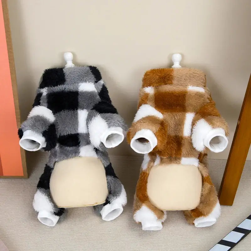 Winter coat for Chihuahua and Pug and medium sizes.