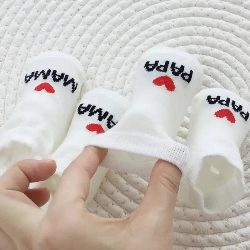 &quot;Newborn Baby Cotton Socks - I ❤️ MAMA PAPA - 2 Pairs&quot; - Paws For Baby