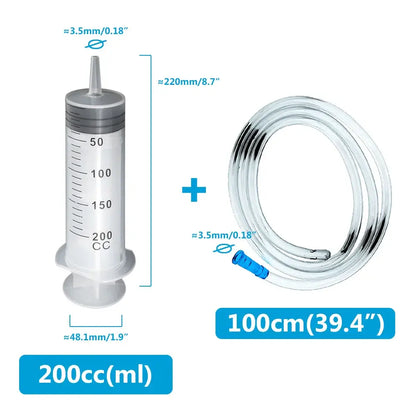 Multifunction syringe for pet care with 200cc capacity and 100cm hose, ideal for liquids and easy to clean.